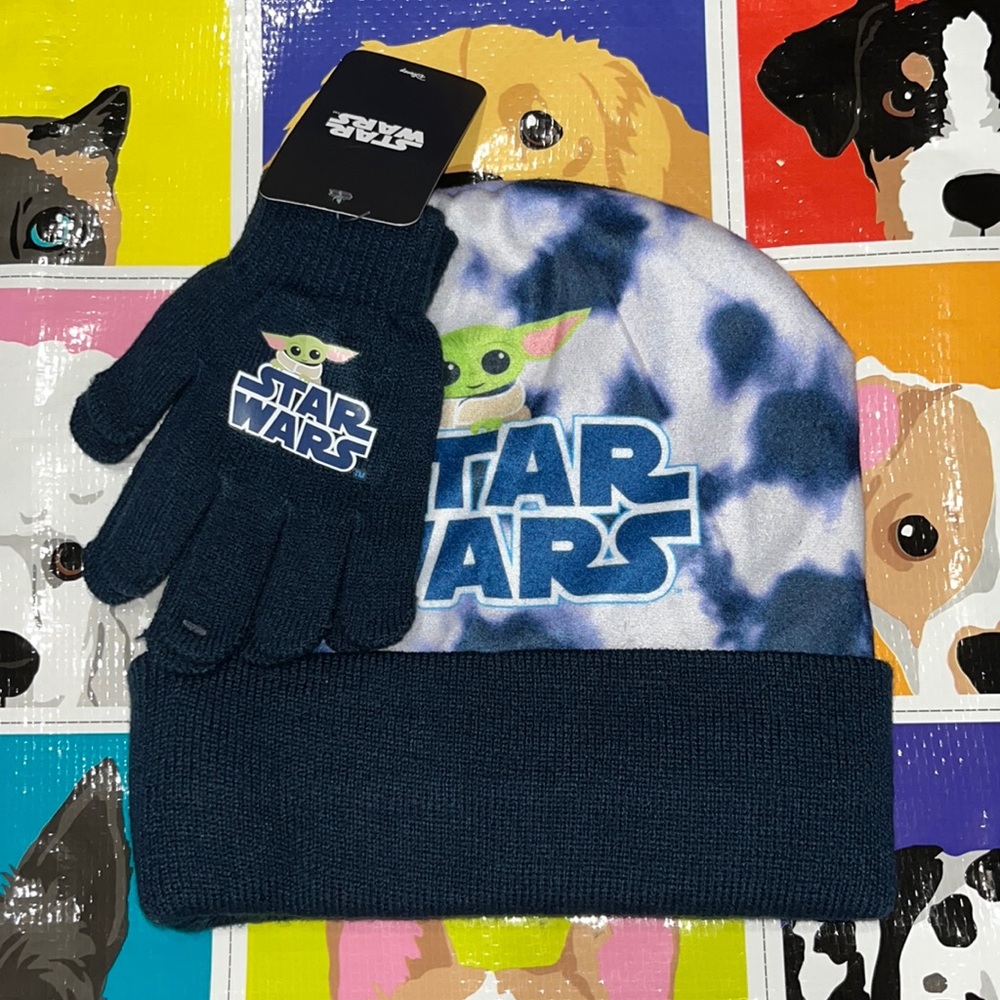Star Wars Cap and Gloves